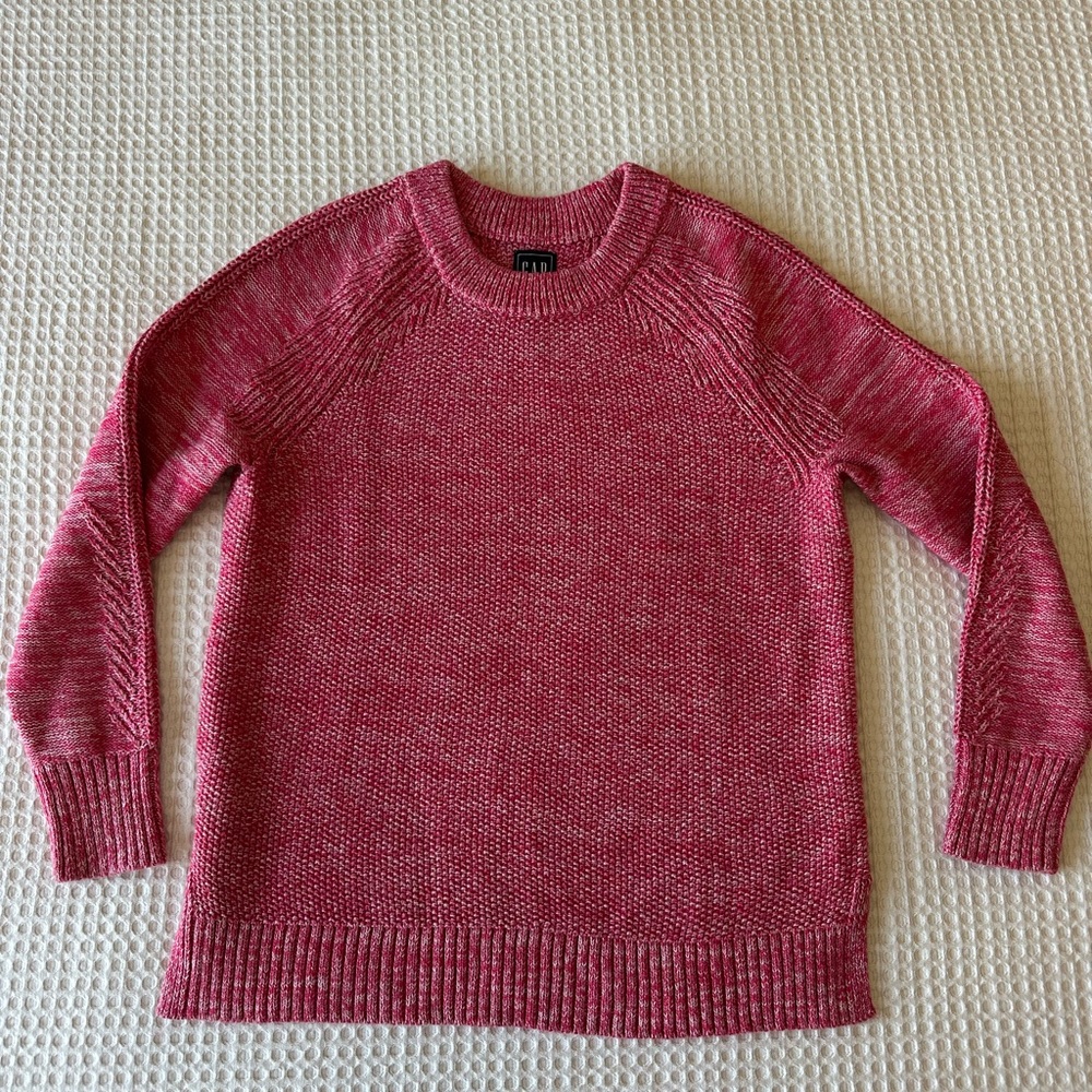 GAP Heathered Pink Crewneck Sweater